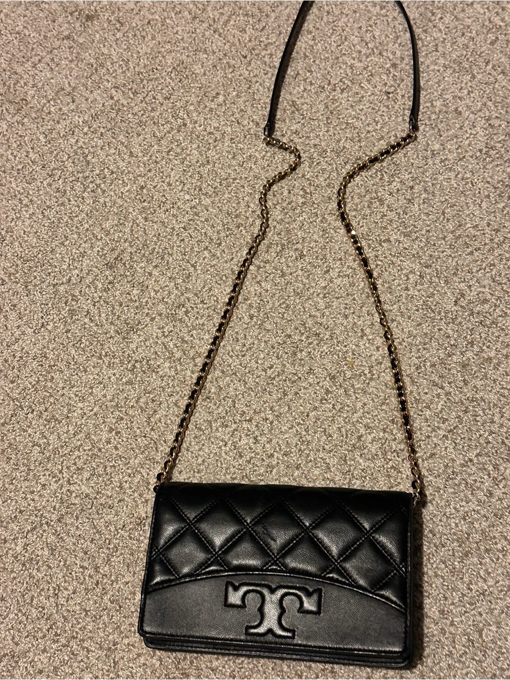 Tory Burch Black Quilted Leather Crossbody with Gold Chain - Picture 4 of 8
